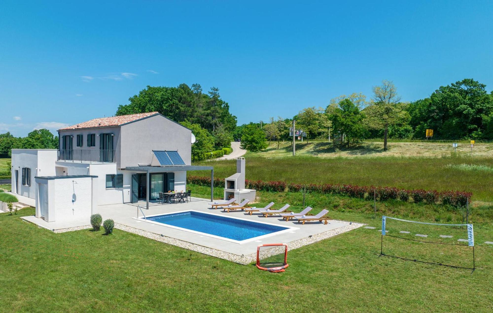 Stunning Home In Barban With Wifi Extérieur photo